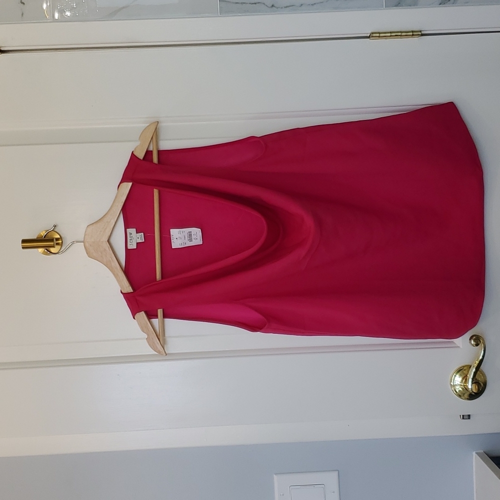 Women's J.Crew Sleeveless Cowlneck top. Color is V